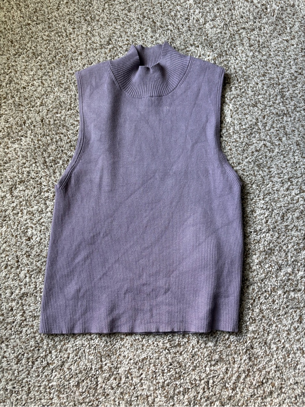Madewell Sleeveless Mock Neck Tank in Lavender